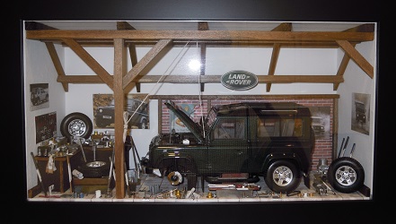 Car Display Box – Land Rover D90