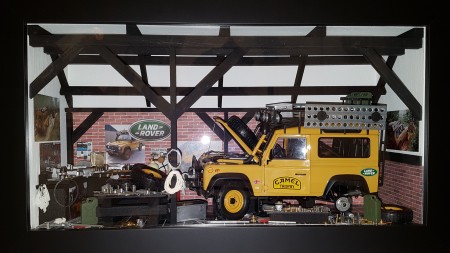 Car Display Box – Land Rover D90