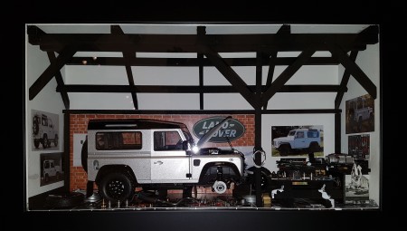 Car Display Box – Land Rover D90