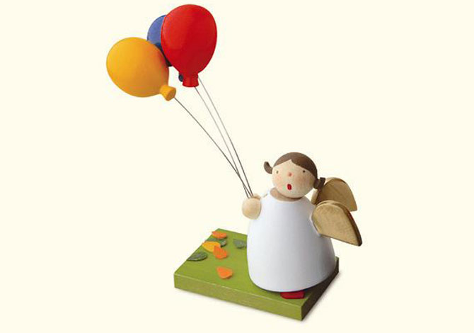 Angel With 3 Balloons