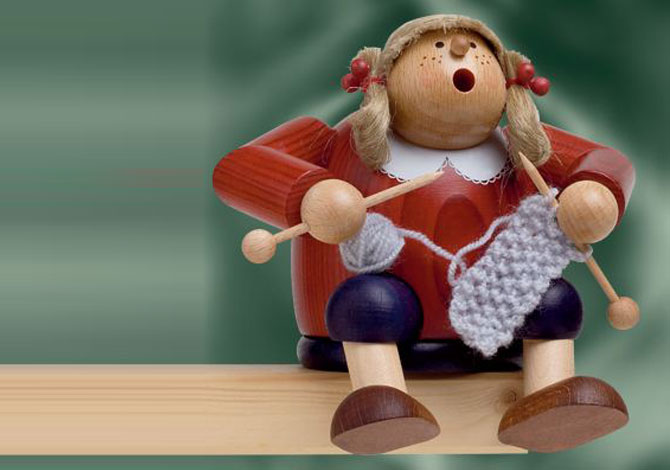 Knitting Lisa